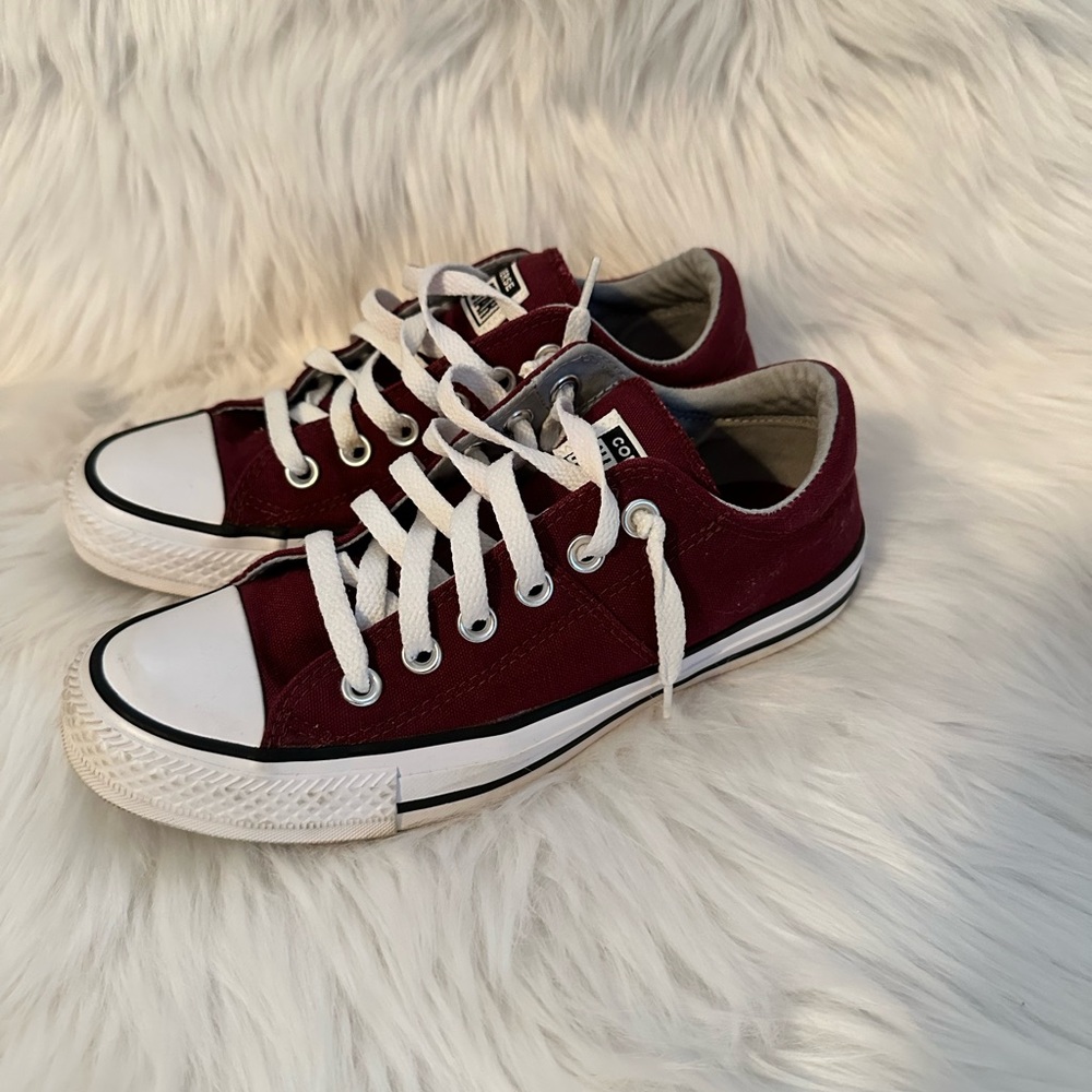 Converse All*star Womens Sneakers Size 7 Pre-Owned - Picture 5 of 5